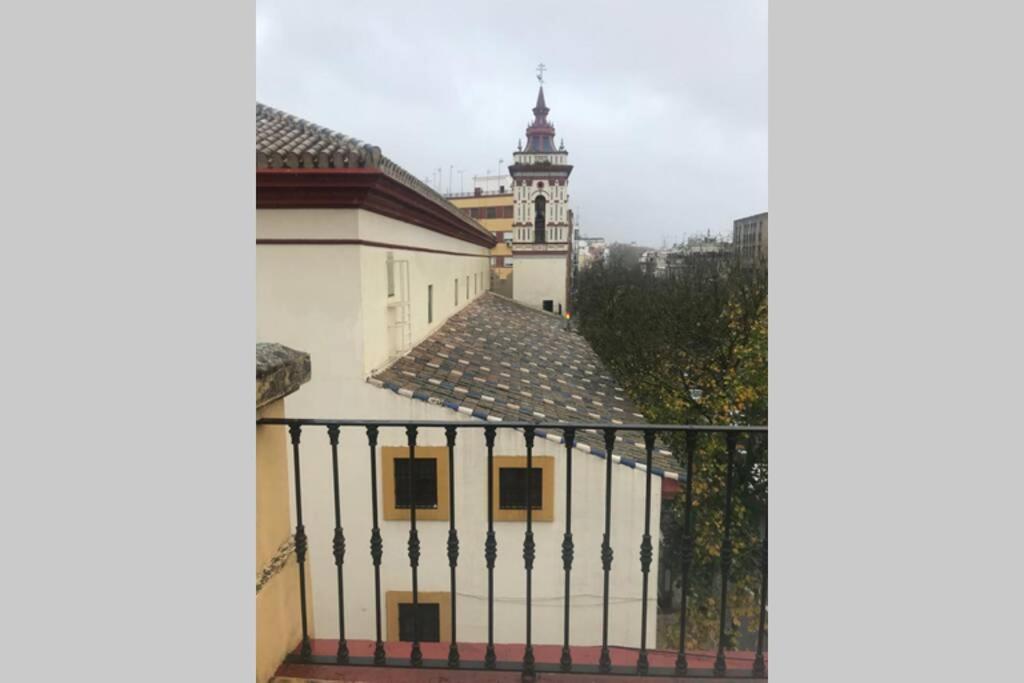 San Roque- Street Lecha Marzo * Sevilla